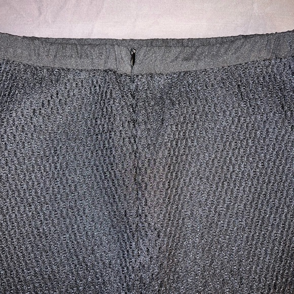 Black mesh like material midi skirt - Picture 2 of 5